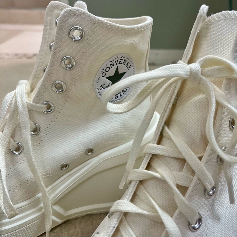 Converse Chuck 70 De Luxe Canvas Wedge - image 2